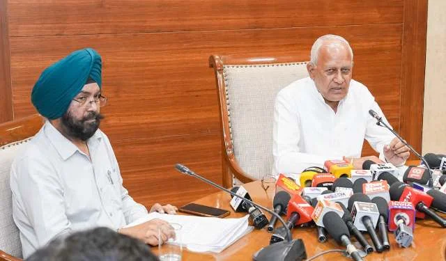 पंजाब के भूजल स्तर में दशकों बाद सुधार, दोहन दर घटकर 152.22% हुई