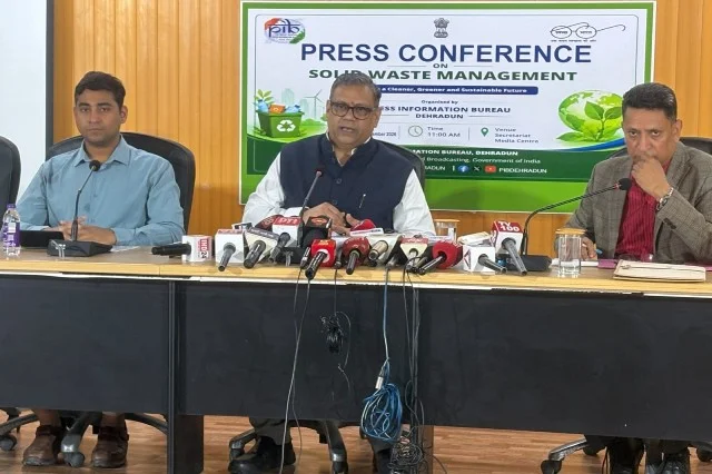 कचरे के वैज्ञानिक प्रबंधन और रिसाइक्लिंग पर नए नियमों में जोर