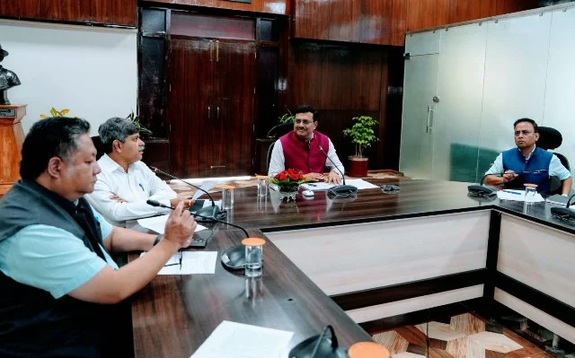 मुख्य सचिव आनन्द बर्द्धन ने की 25 बिंदु कार्यक्रम की प्रगति की समीक्षा