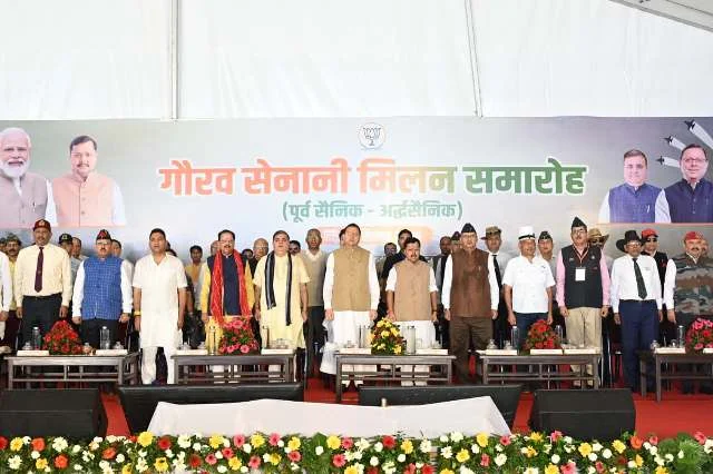 सीएम धामी ने हल्द्वानी में ‘गौरव सेनानी मिलन’ समारोह में किया प्रतिभाग
