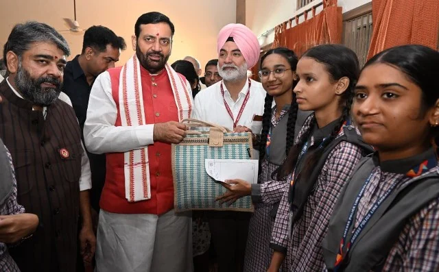 सीएम सैनी ने नेत्र व एनीमिया जांच शिविर का किया शुभारंभ
