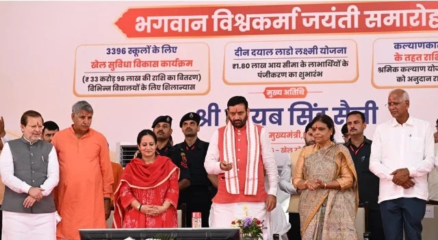 सीएम सैनी ने महेंद्रगढ़ को दी करोड़ों रुपये की विकास परियोजनाओं की सौगात
