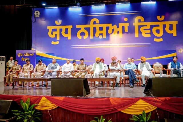 नशा तस्करों पर कार्रवाई के लिए पुलिस को पूरी छूट - सीएम मान