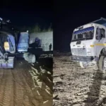 भल्लाण में अवैध खनन पर छापा, पोकलेन और टिपर जब्त