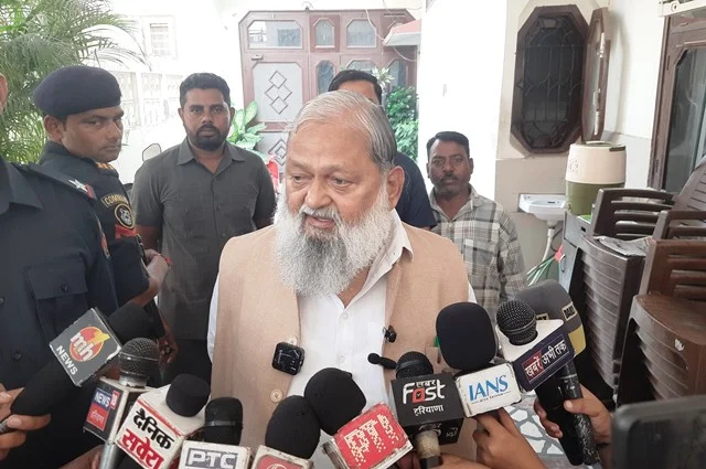 मतदाता सूचियों का शुद्धिकरण करना मुख्य चुनाव आयुक्त का काम - विज