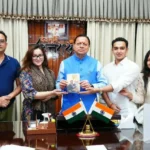 सीएम धामी ने जसपाल राणा के जीवन पर आधारित पुस्तक का किया विमोचन