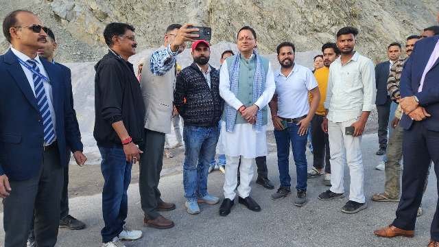 सीएम धामी ने हरिद्वार-बदरीनाथ हाईवे का किया निरीक्षण