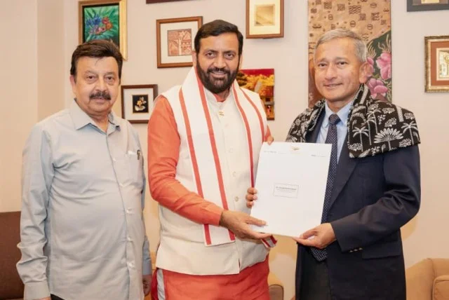 सीएम सैनी से सिंगापुर के विदेश मंत्री डॉ. विवियन बालाकृष्णन ने की मुलाकात
